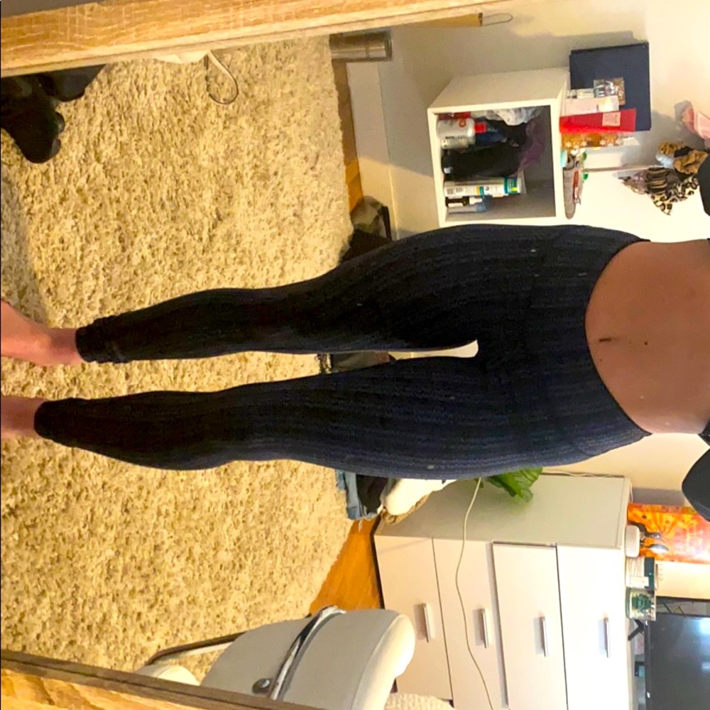 lululemon leggings / size 2